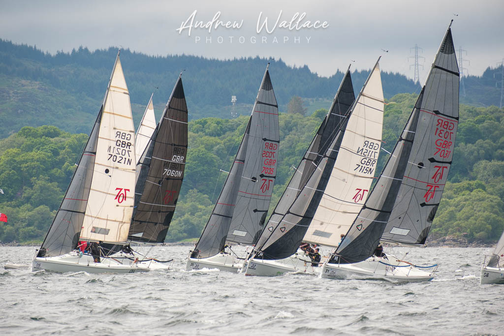 Hunter 707 Start