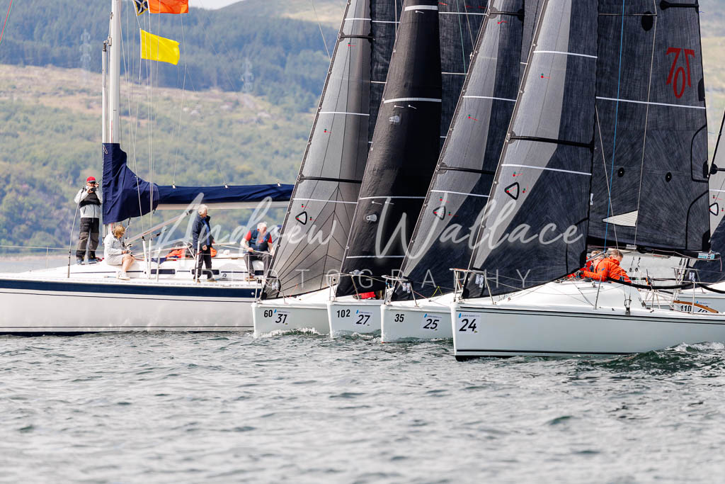 Hunter 707 Start